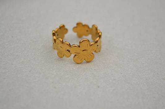 Flowerfield Ring