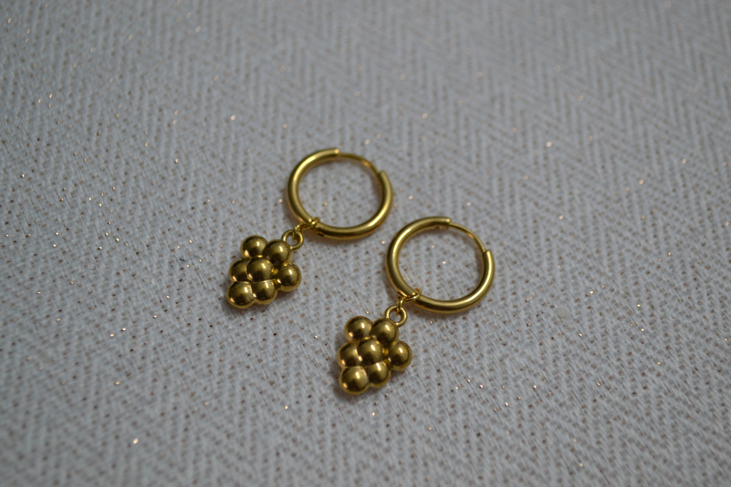 Trosje Druiven Oorbellen Goud