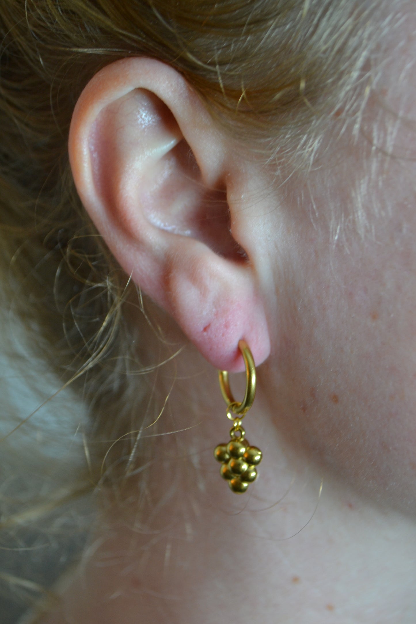 Trosje Druiven Oorbellen Goud